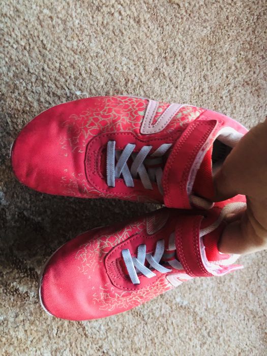 Buty sportowe Decathlon rozm. 32