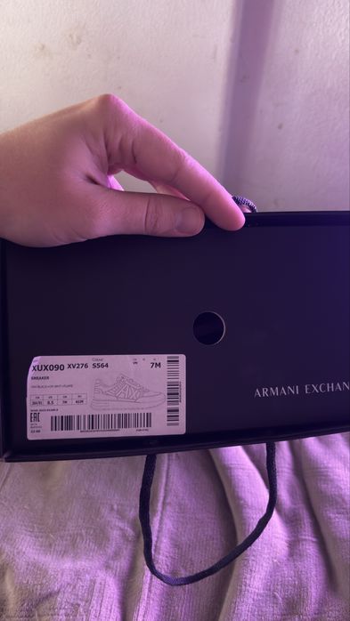 Armani 41 novos na caixa