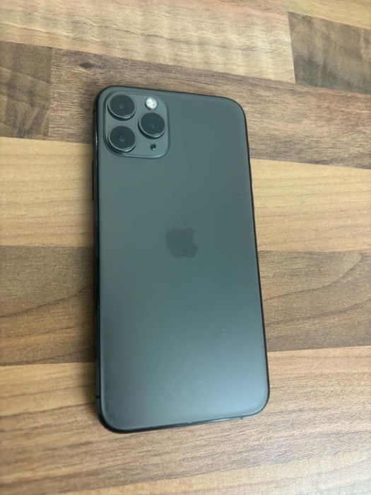 iPhone11 pro szczaskany