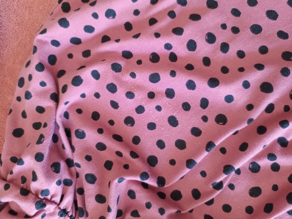 Sukienka w groszki 44