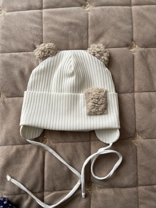 Нова шапочка !осінь-зима 0-4 місяці