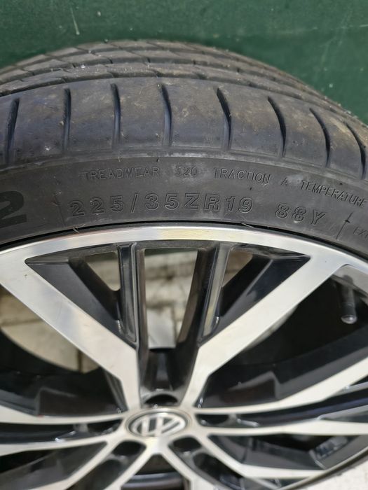 Jantes vw 19 c/pneus 5x112