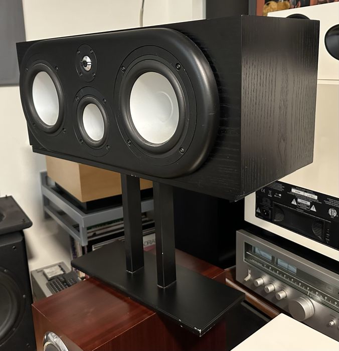 Revel Performa C30 - coluna central de referência
