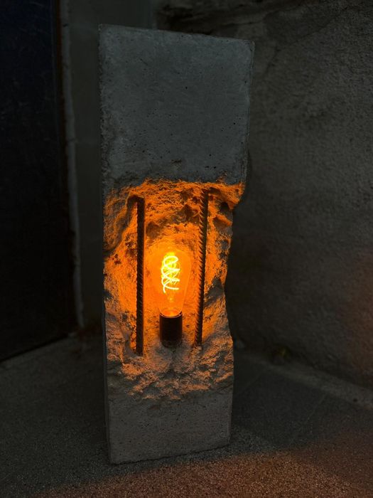 Lampa loft beton industrialna