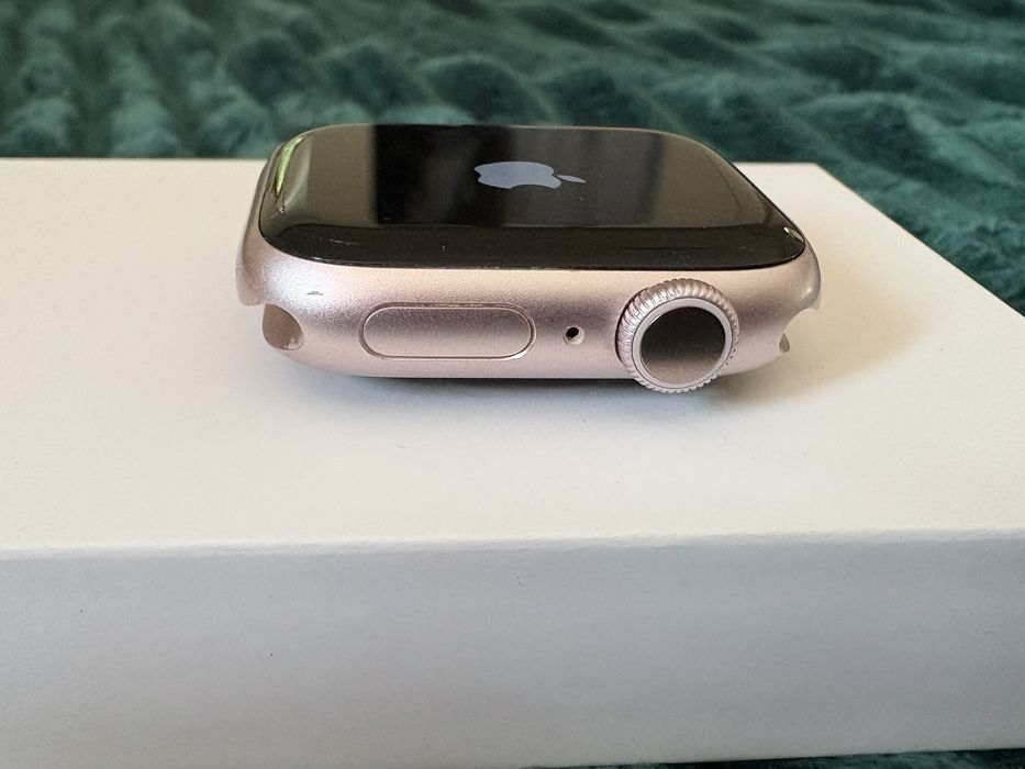 Apple Watch series 9 pink + ładowarka i paski