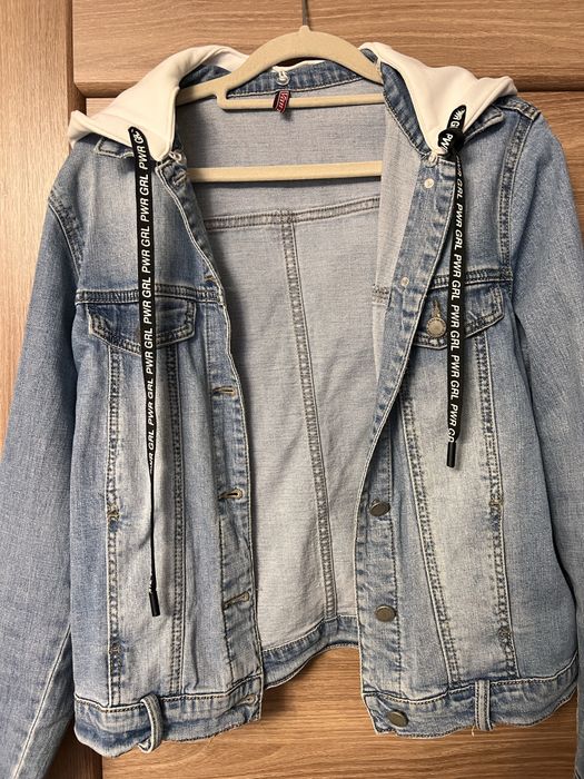 Продам джинсовку женскую