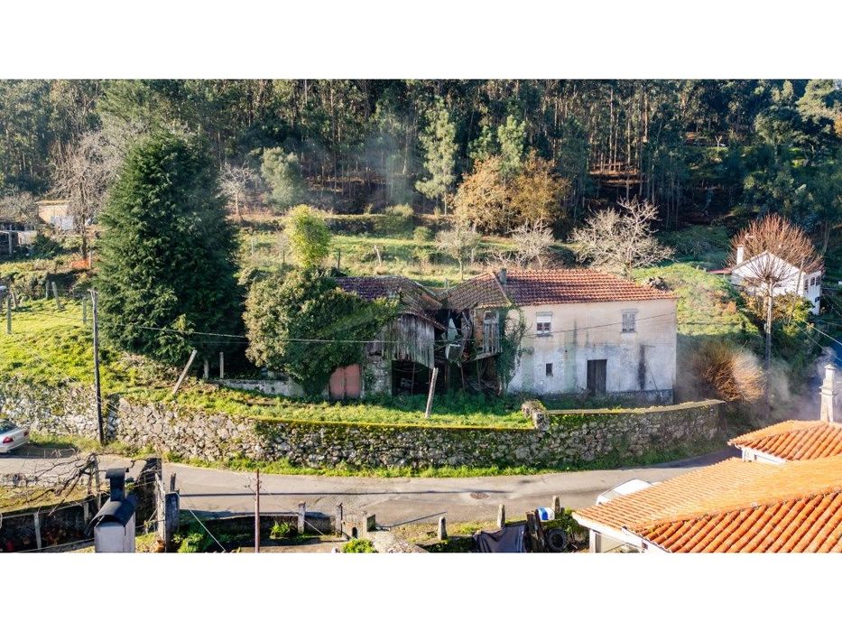 Quintinha com 3567m2 e vistas rio