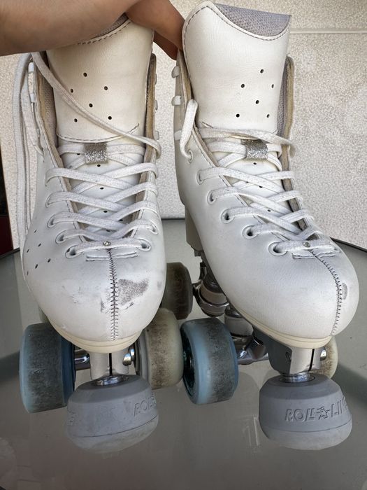 Patins tamanho 215/32