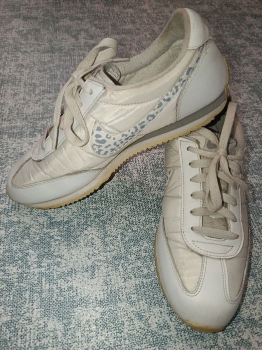 Кросівки жіночі Nike