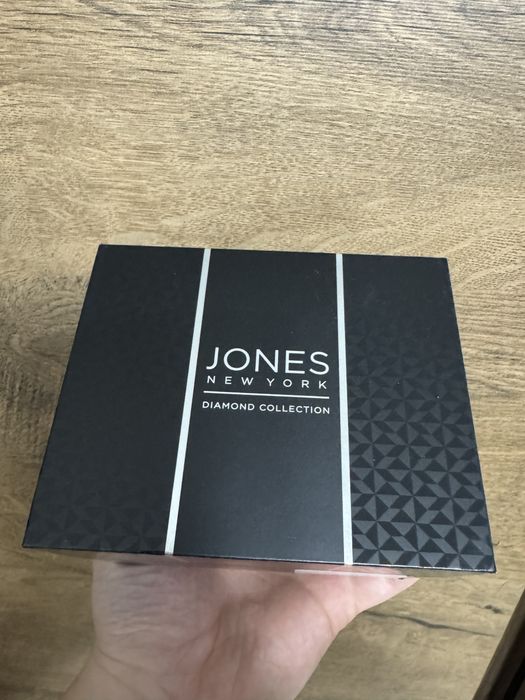 Годинник наручний jones new york