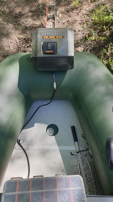 Лодка Grand 330 и мотор Evinrude 15