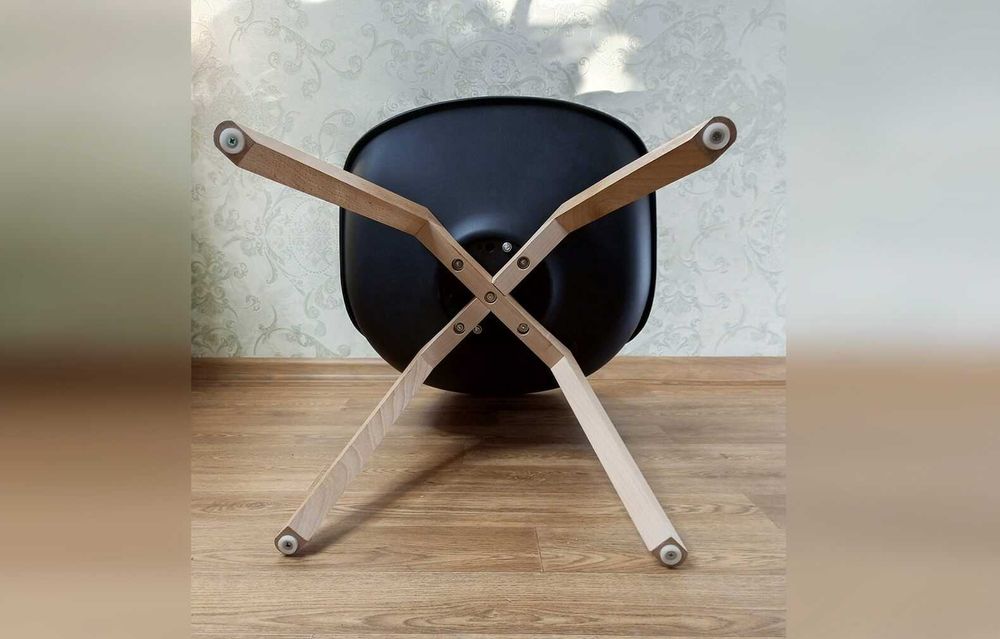 Кресло черное кухонное / Міцне крісло для кухні, стільці обідні