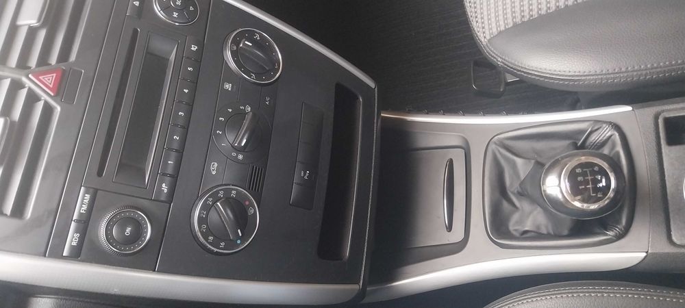 Vendo automóvel ligeiro Mercedes Benz A180 CDI Avantgarde 08/2007