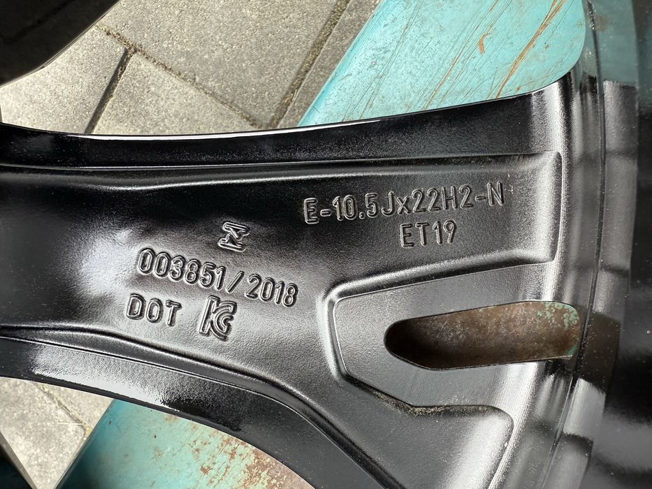 Felga Audi 22 RS6 RS7 C8 5x112 10.5J ET19 4K06.0.1025BC 285/30R22 nowa