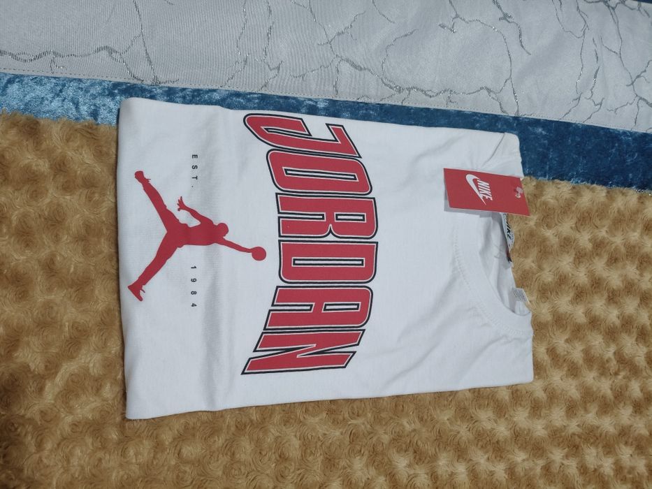 t-shirt jordan homem