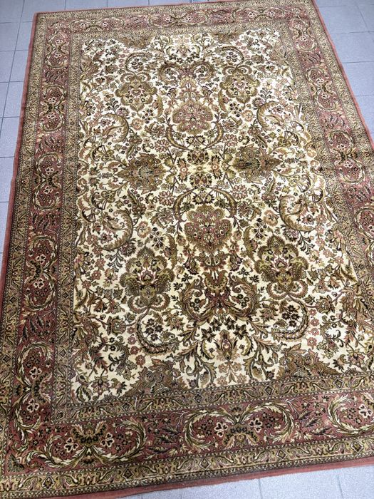 Dywan 300 cm x 200cm