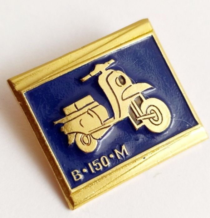 МОТОРОЛЛЕР СССР значки советские мотороллеры Вятка Турист