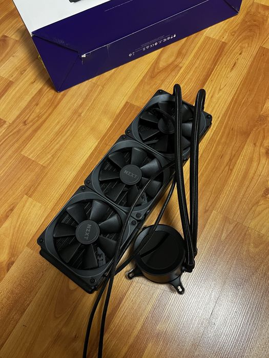 Система водяного охолодження NZXT Kraken Z73