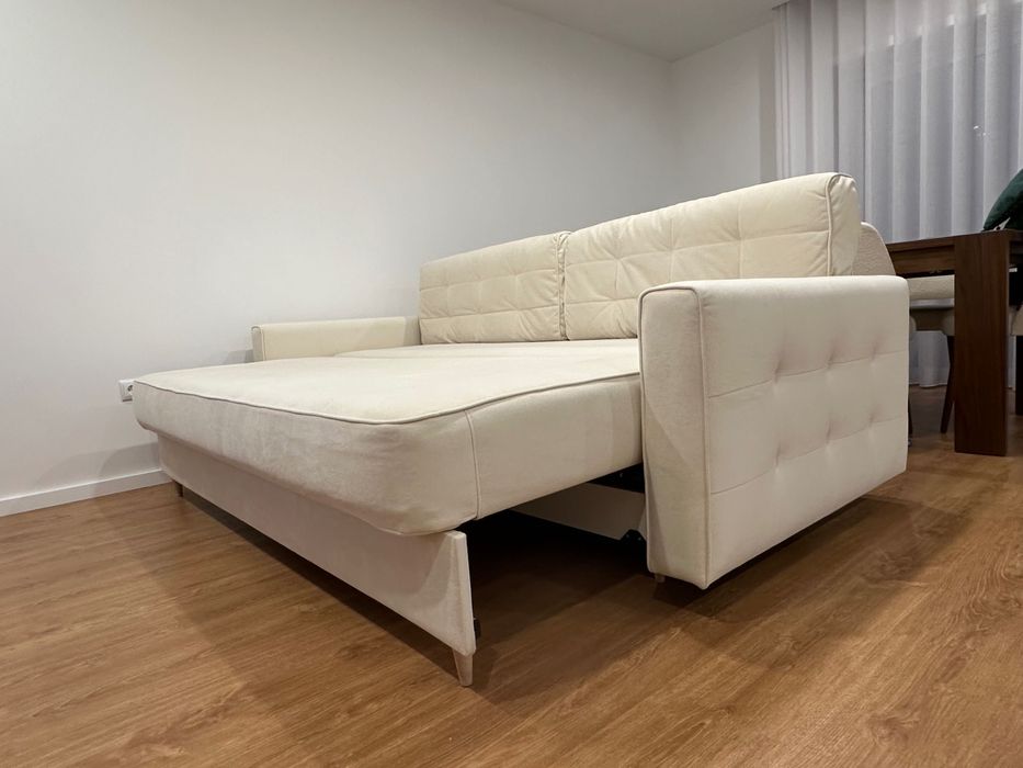 Sofá Cama Elegante Amani Stitch Sofa Bed - Realmente novo