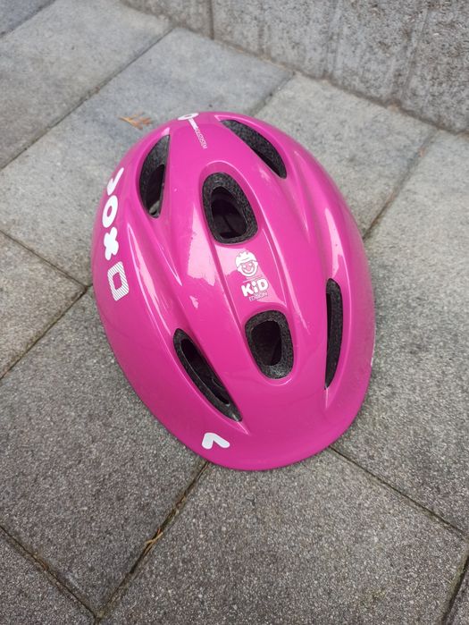 Kask Btwin z Decathlon