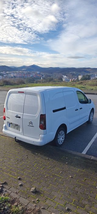 Citroen Berlingo longa 3 lugares