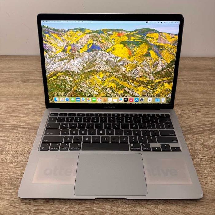 Apple Macbook Air A2337 2020 року M1 / 16Gb / SSD 256Gb (код: M0926)