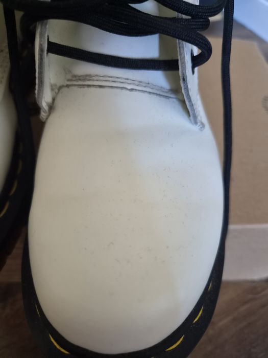 Dr. Martens białe r. 40