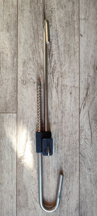 Замок на руль авто