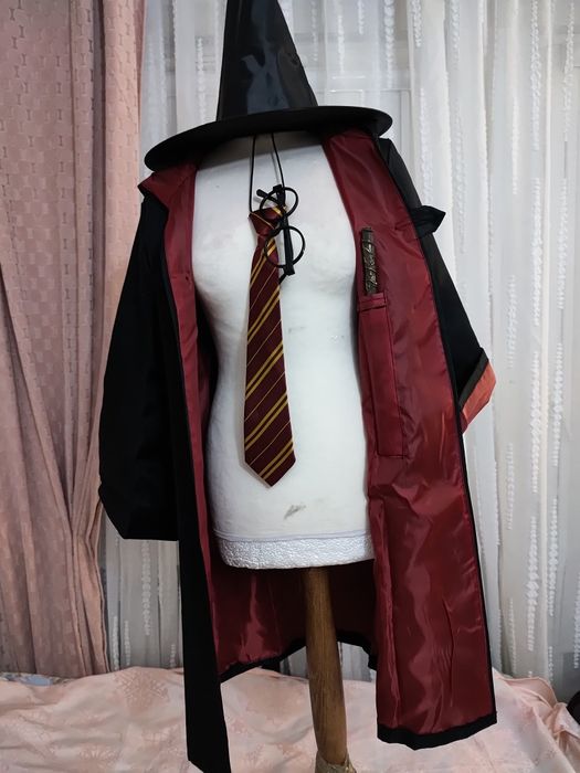 Strój przebranie Harry Potter czarodziej Gryffindor 5 części roz L