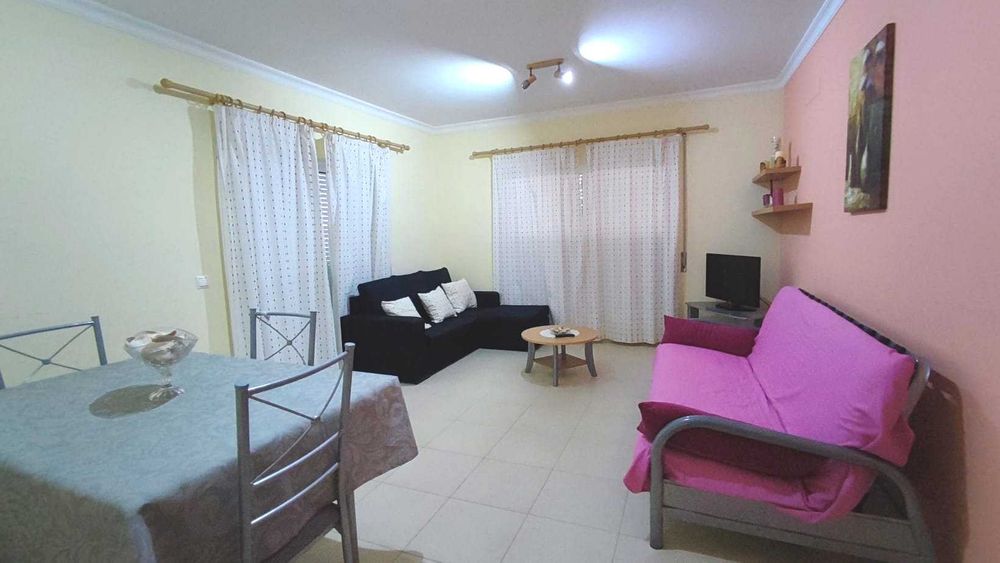 Apartamento T1 com piscina para férias