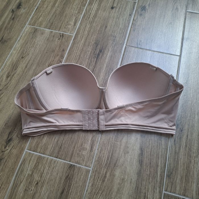 Biustonosz 95C bez ramiączek