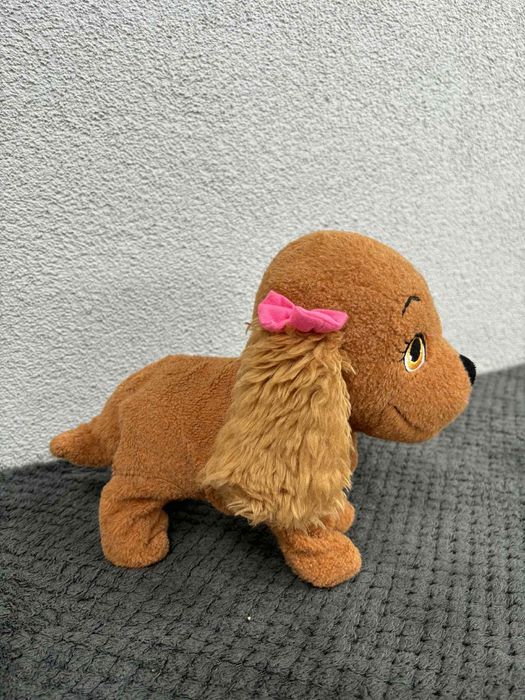 Interaktywny piesek lucy