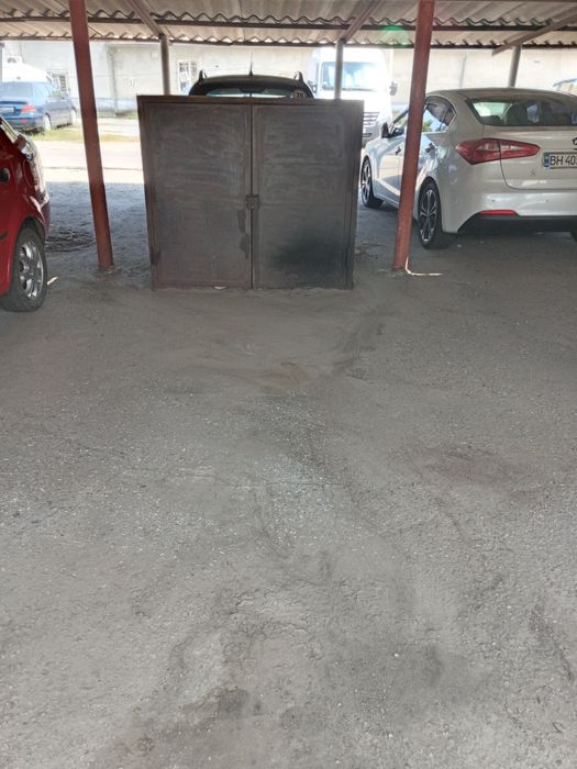 Сдам  крытое  место  на стоянке