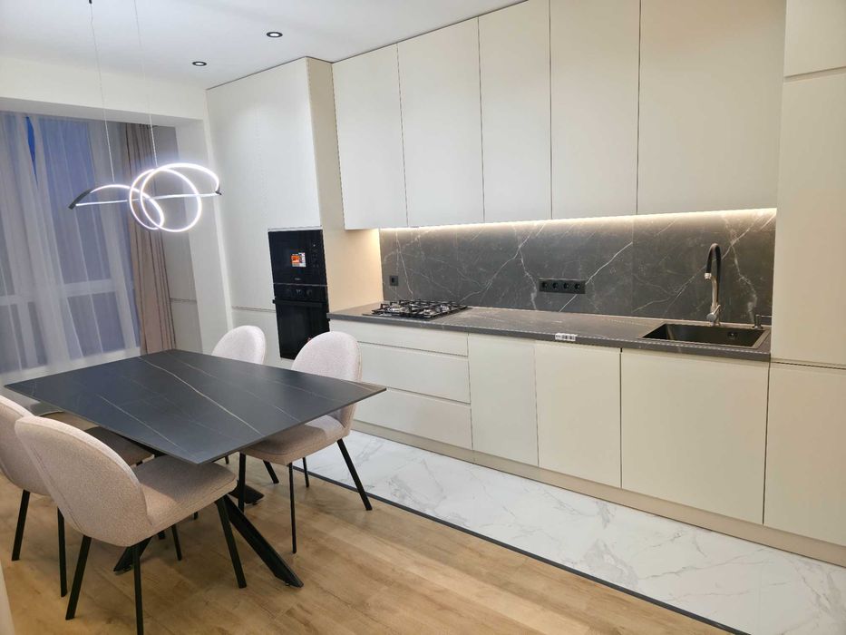 2-к з кухня-вітальн |Центр,Княгинин|Гардероб|Меблі+техніка|Парк,Ратуша