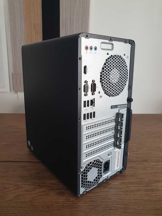 PC Gaming Ryzen 5 2400G 3.60GHz • 16GB RAM • SSD M.2 NVMe 256 GB