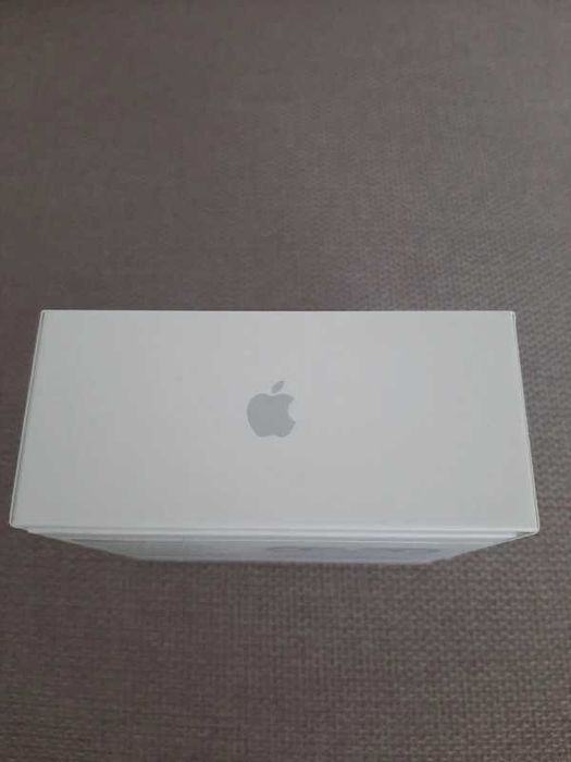 AirPods Pro w kolorze białym