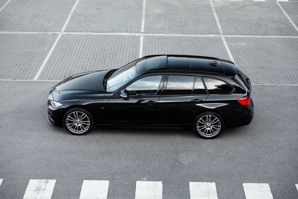 BMW 320D F31 Pack M xDrive — photo 2