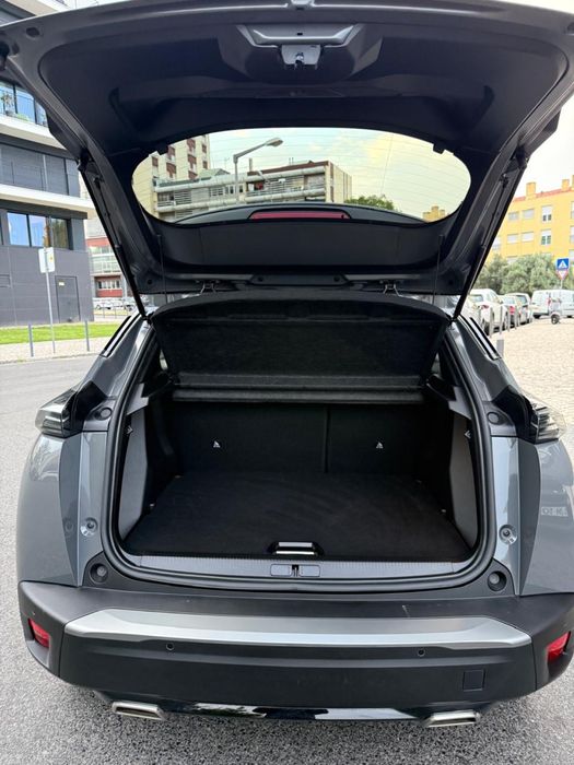 Peugeot 2008 1.2 PureTech 100/130 (Gasolina) | 2024 | Apenas 14.000 km