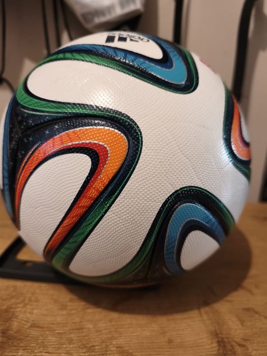 Adidas brazuca 2014 omb