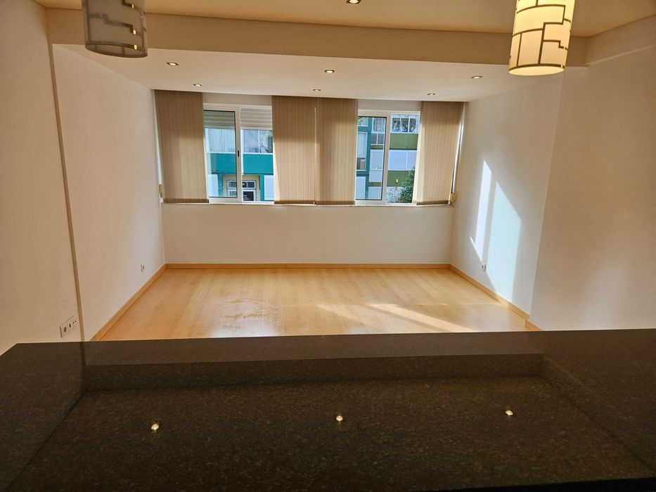 Arrendamento Apartamento T2 Carcavelos