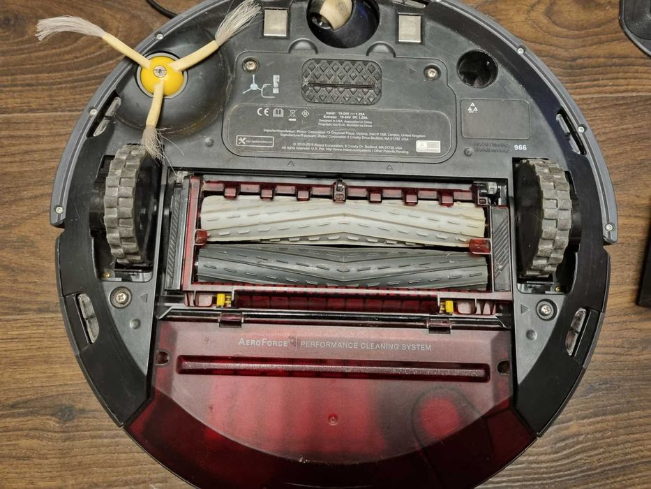 Robo sprzątający IROBOT ROOMBA 966