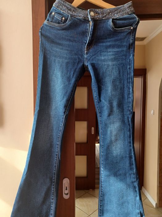 Narzutka, spodnie, chusta