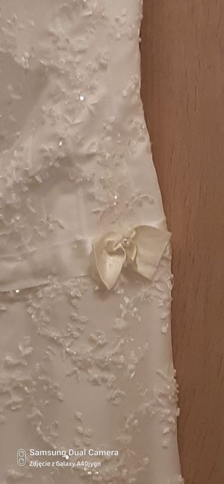 Suknia ślubna z bolerkiem