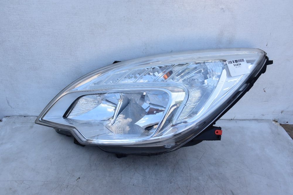Lampa Lewy Przód OPEL MERIVA B 2010-2013R 13253631 UK