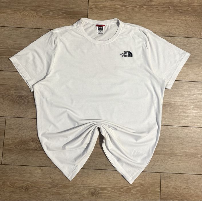 Футболка TNF, M, чудовий стан