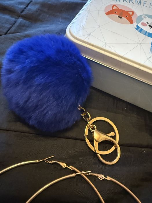 Лот украшений прикрас сережки колье браслет коробка брелок пампон