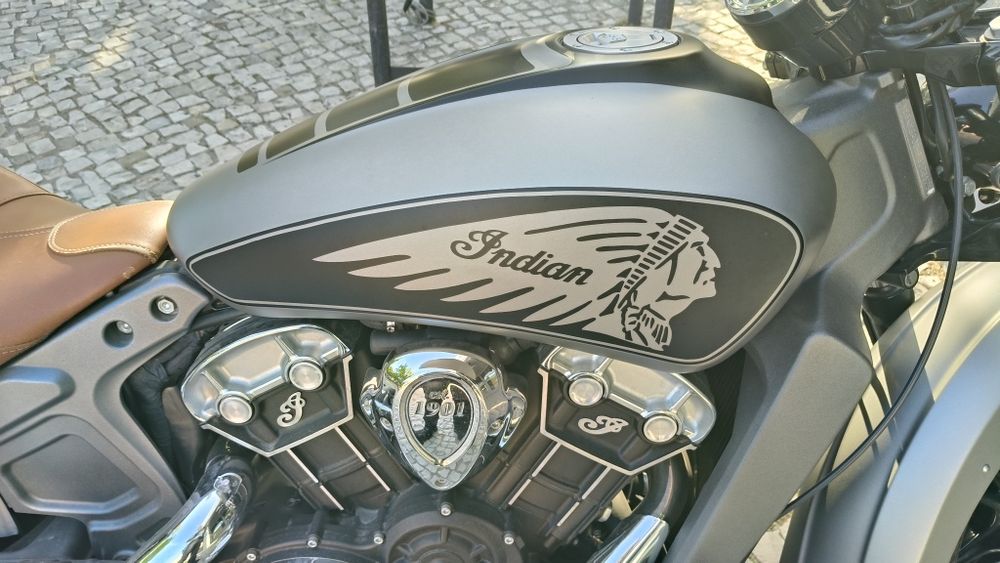 Indian Scout apenas 8 mil km