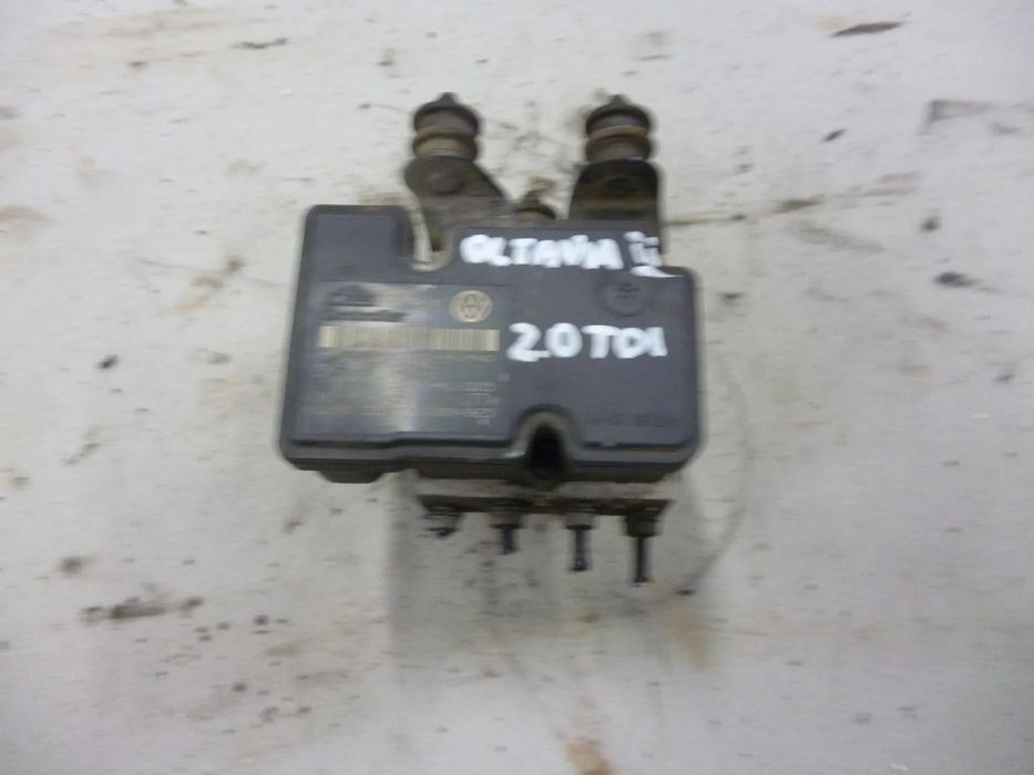 SKODA OCTAVIA II POMPA ABS STEROWNIK