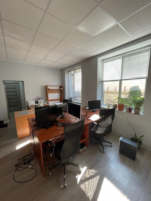 Оренда офісних приміщень, комерційні приміщення