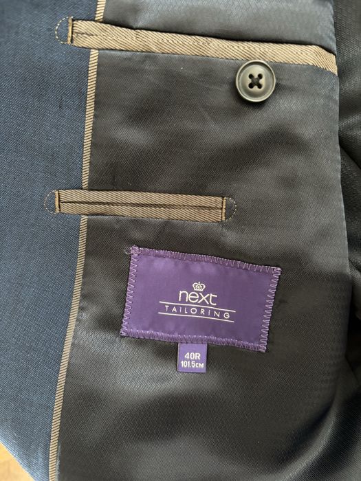 Nowy modny granatowy garnitur next tailoring